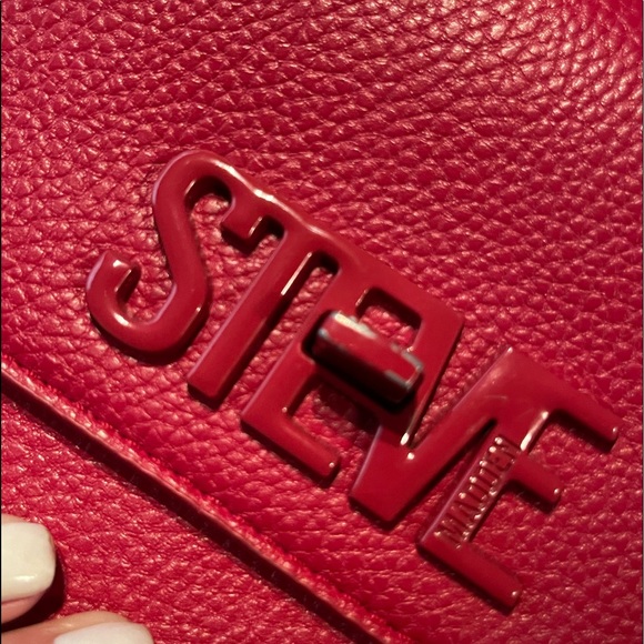 Berry Red Steve Madden Crossbody Purse - Picture 7 of 9